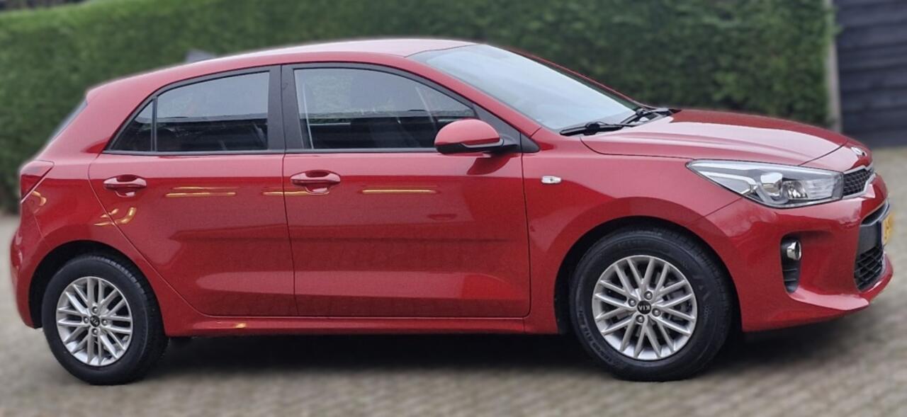 KIA RIO 1.0 TGDI DynamicPlusLine Met parkeercamera . carplay