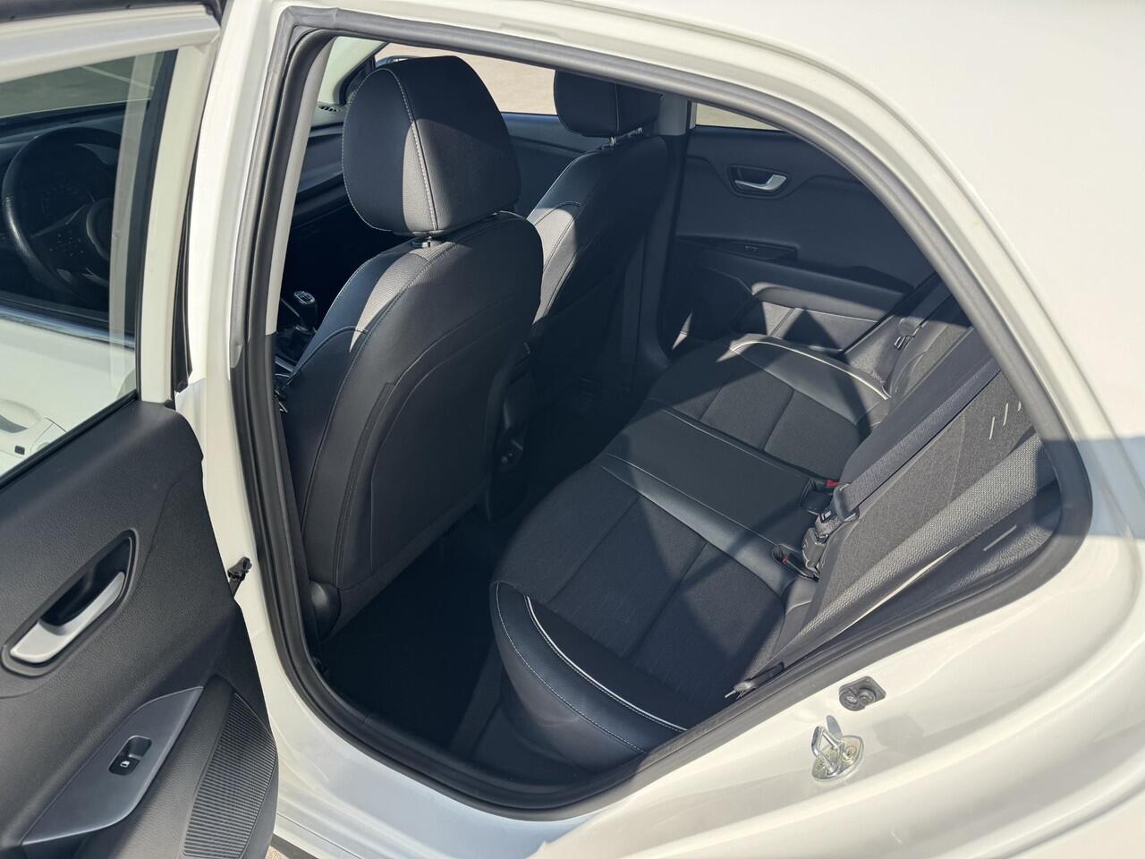 KIA RIO 1.0 TGDI GT-Line NW geleverd & onderhouden | Keyless | Privacyglass | Stoel&Stuurverw.