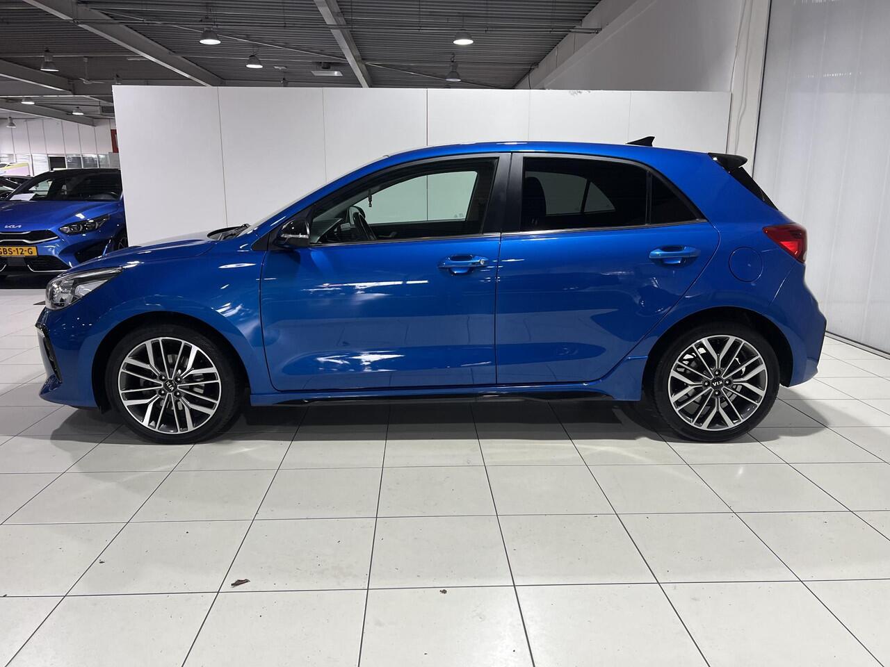 KIA RIO 1.0 T-GDi MHEV GT-Line Stoel en Stuur verwarming, 17 inch, Apple Carplay/Android Auto, Navigatie, Camera.