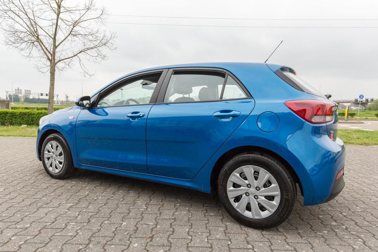 KIA RIO 1.2 Comfortline 1 jaar garantie
