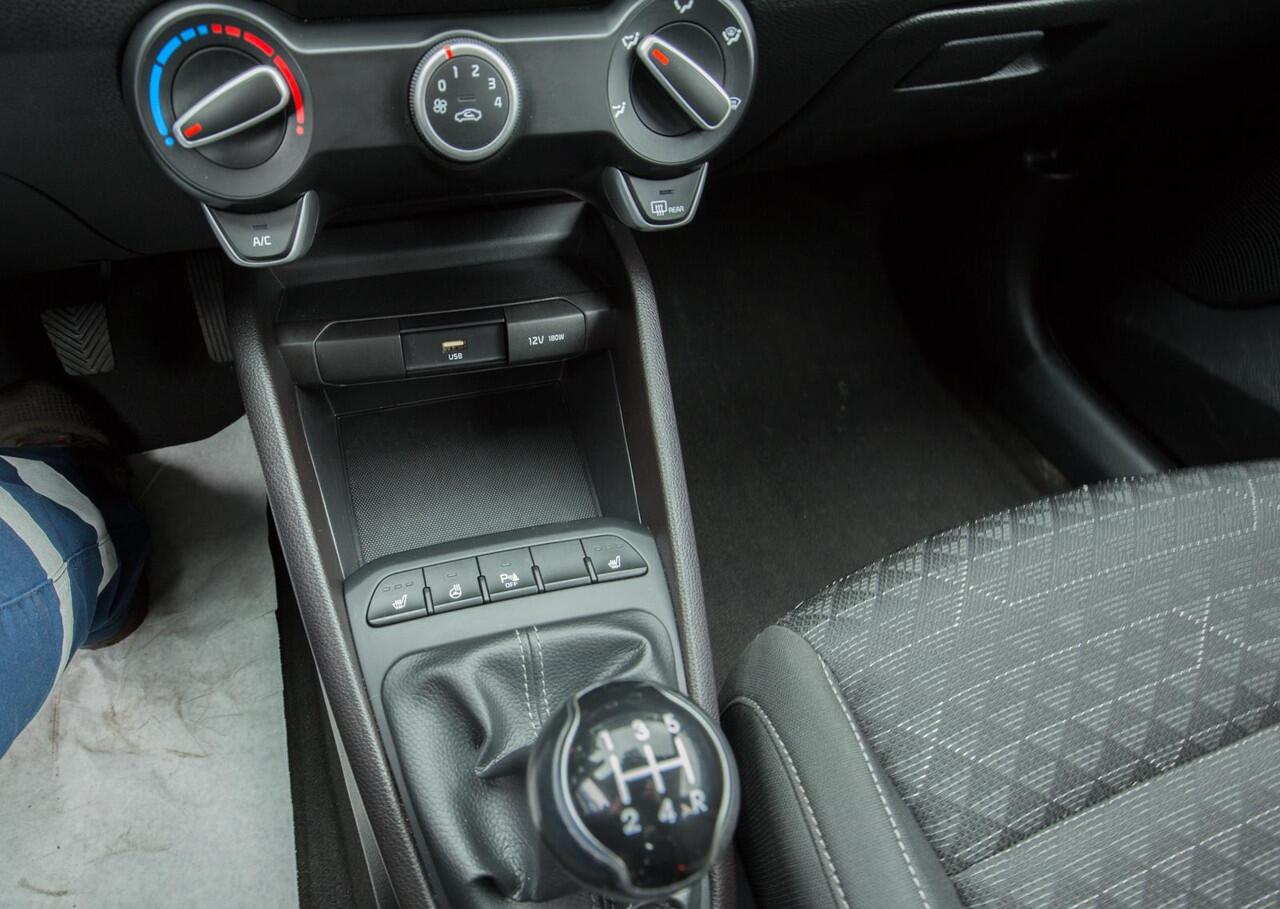 KIA RIO 1.2 Comfortline 1 jaar garantie