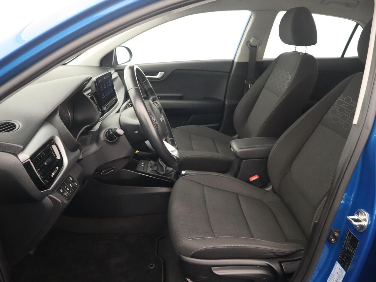 KIA RIO 1.0 T-GDi MHEV DynamicLine CAMERA / CARPLAY / NAVI / CLIMA / PDC / BLUETOOTH / CRUISE / NL-AUTO