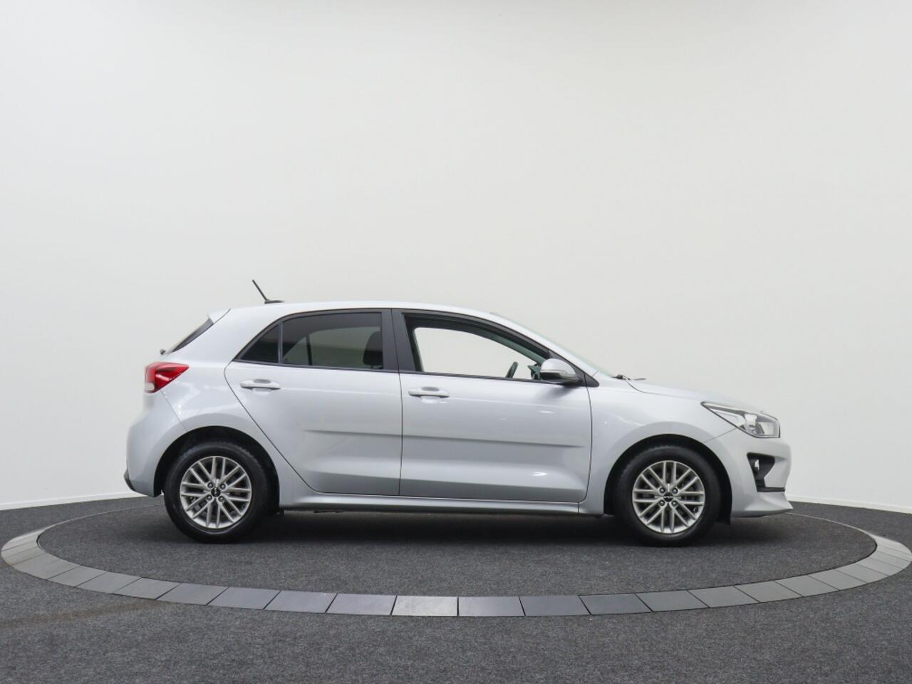 KIA RIO 1.0 T-GDi DynamicPlusLine | winterpakket | Leder | All-seasons