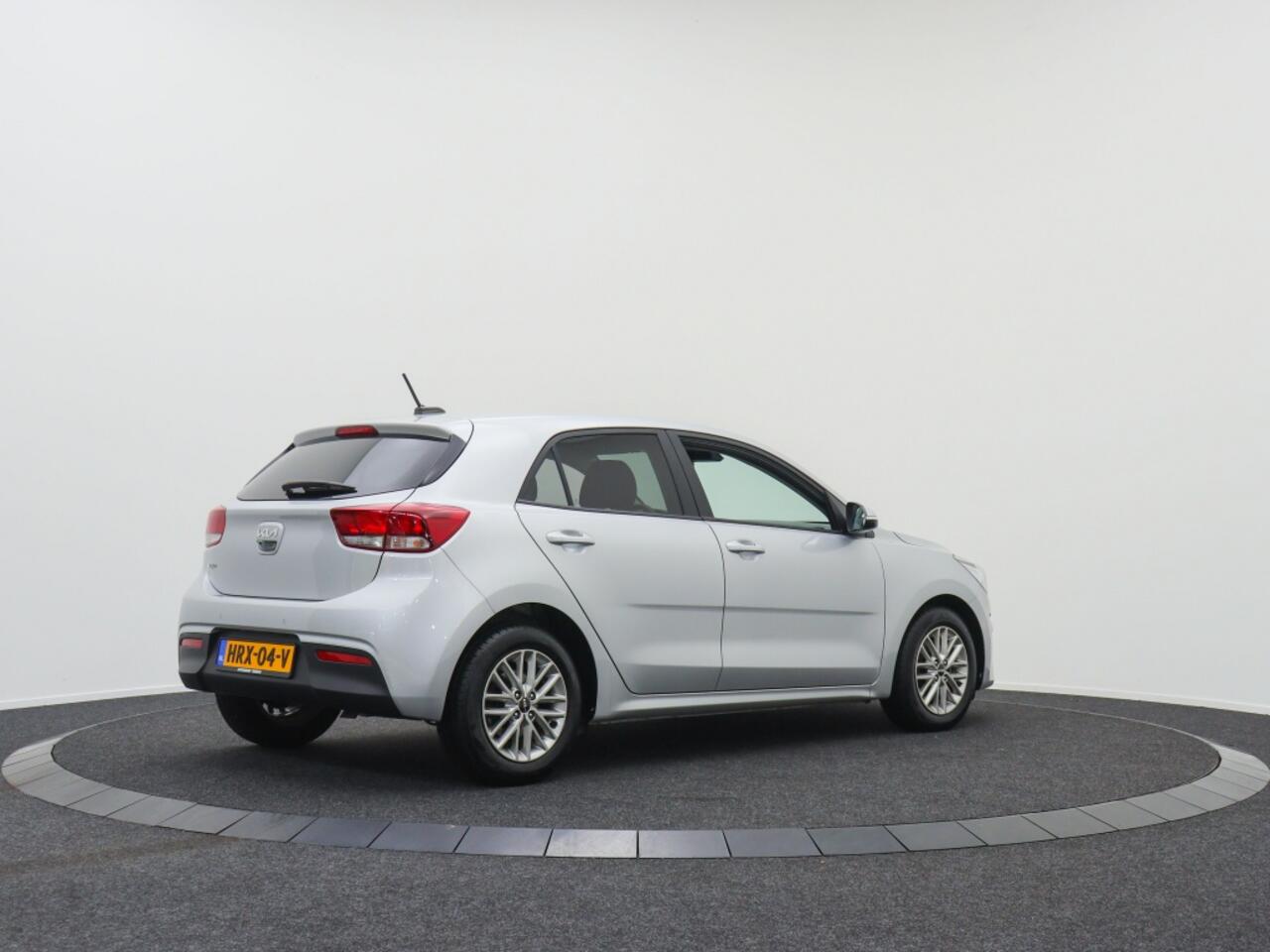 KIA RIO 1.0 T-GDi DynamicPlusLine | winterpakket | Leder | All-seasons