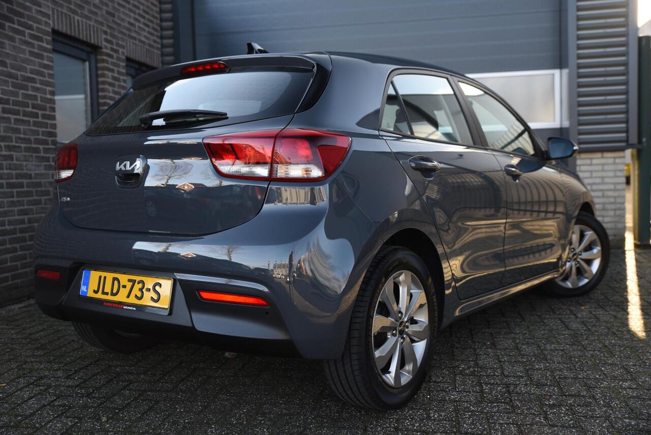 KIA RIO 1.2 Vision Apple Carplay - Camera
