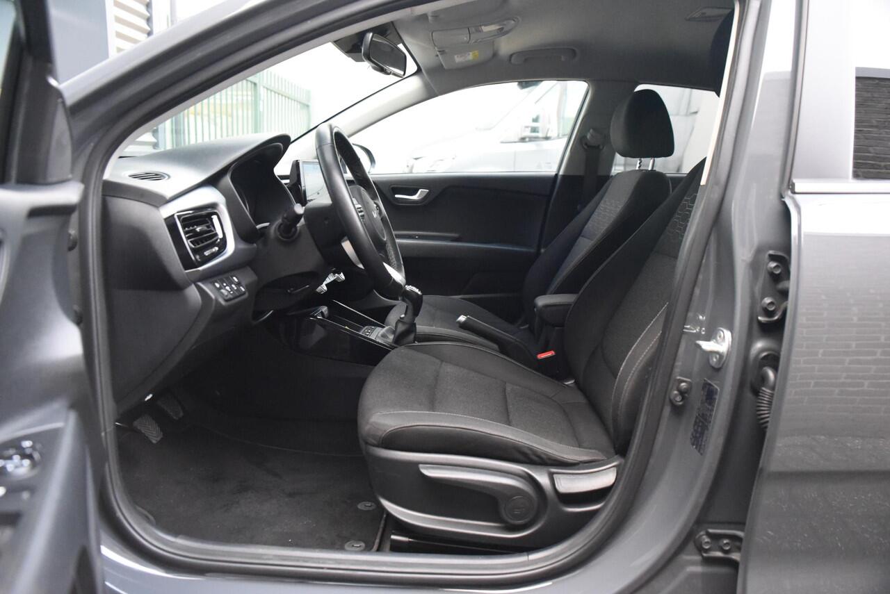 KIA RIO 1.0 T-GDi DynamicPlusLine Camera - Navigatie