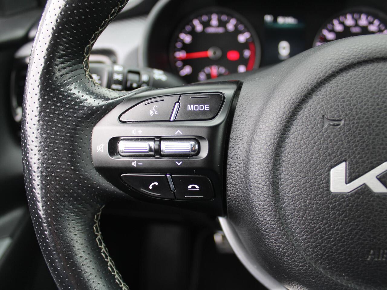 KIA RIO 1.0 T-GDi MHEV GT-Line | Stuur-/stoelverwarming | 17" LM | Camera | Clima | Navi | Cruise | Keyless |