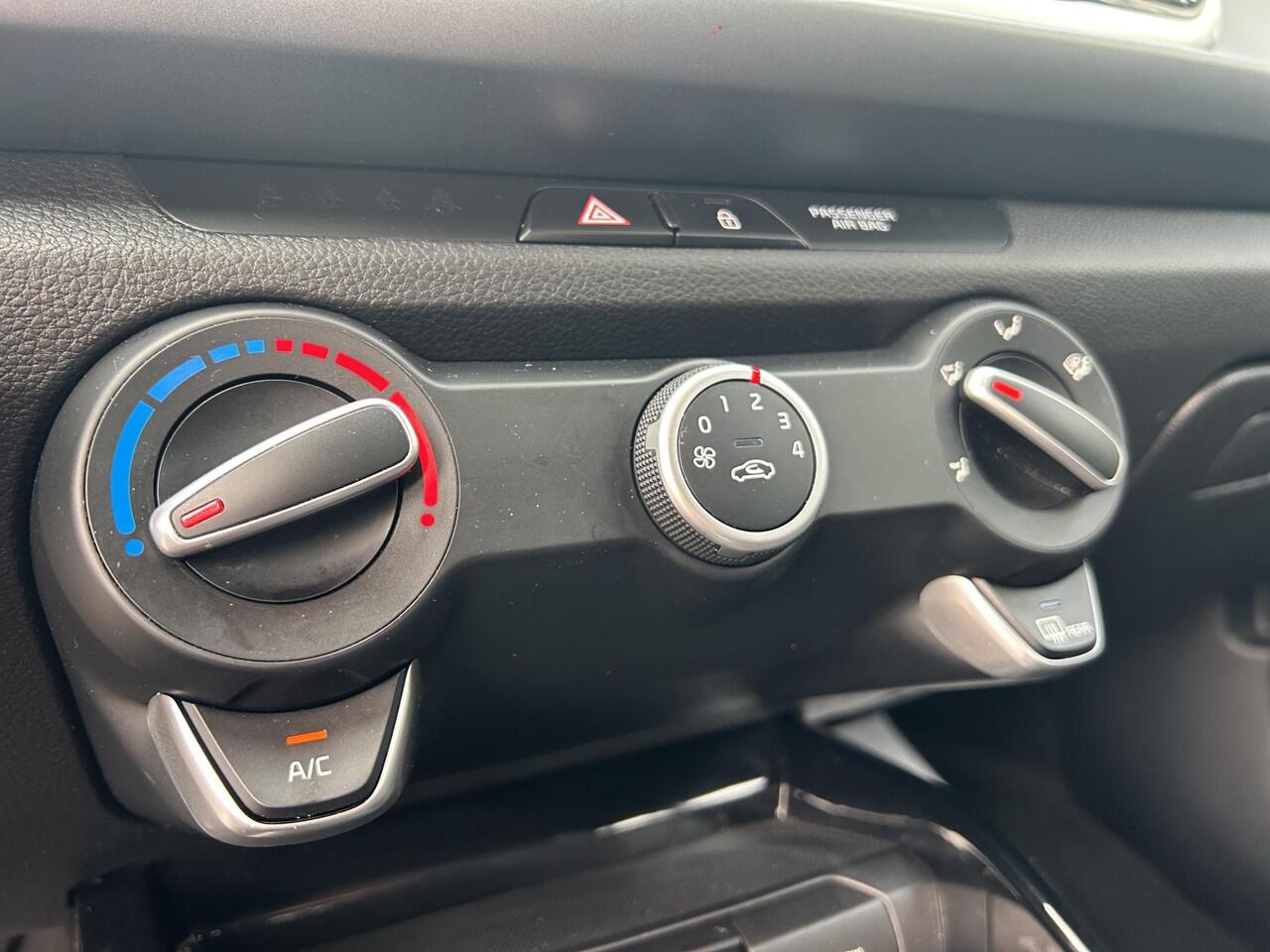 KIA RIO 1.0 T-GDi MHEV DynamicLine | Navigatie | Achteruitrijcamera | Cruise Control | Carplay/Android Auto |