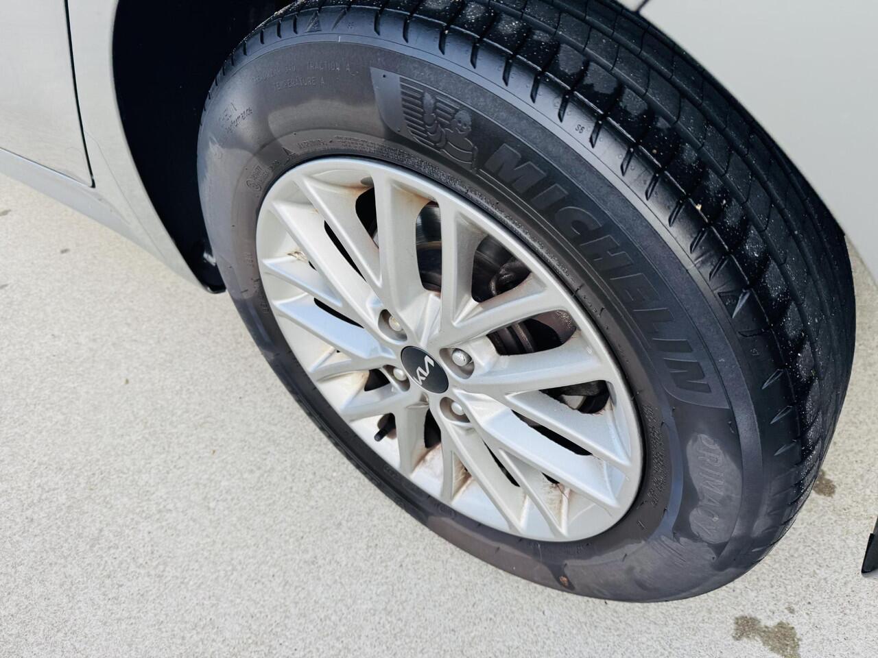 KIA RIO 1.0 T-GDi MHEV DynamicLine Trekhaak | Clima | Navi | Cruise | Camera | DAB+ | NW geleverd & Onderhouden