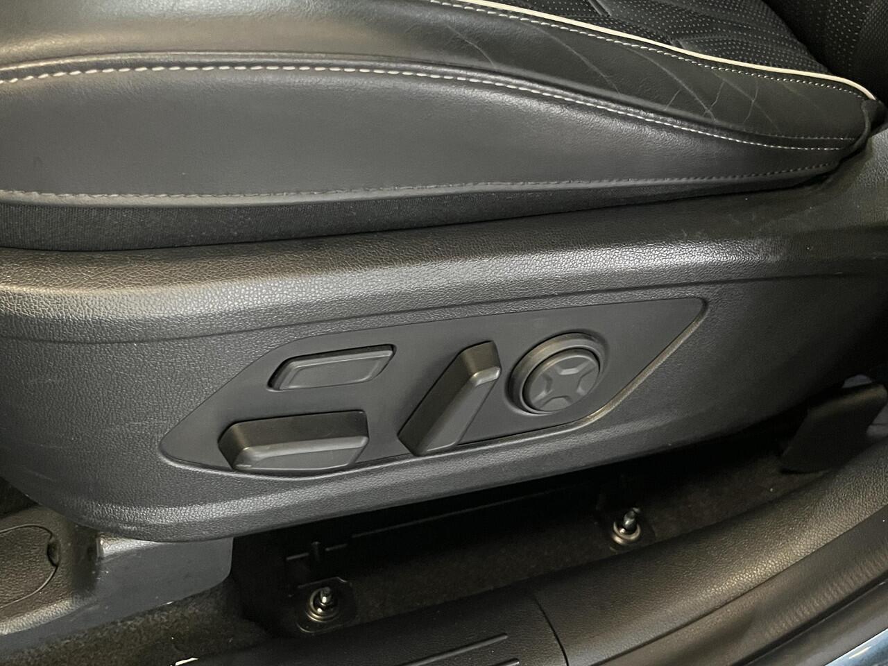 KIA SORENTO 1.6 T-GDI Plug-in Hybrid 4WD DynamicPlusLine met afneembare Trekhaak!