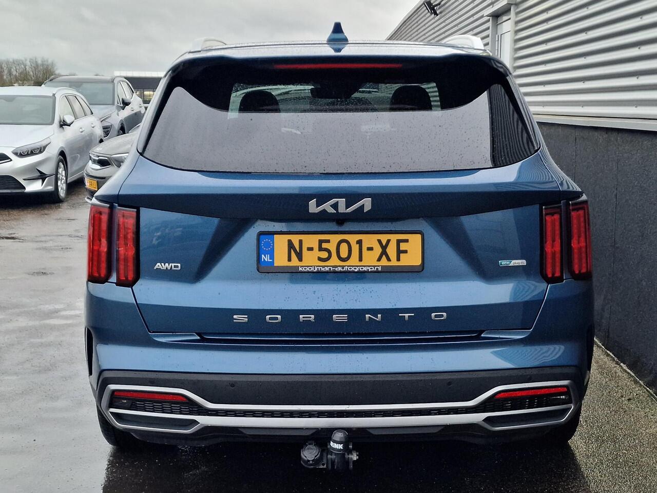 KIA SORENTO 1.6 T-GDI Plug-in Hybrid 4WD ExecutiveLine 7p. Full Option, Trekhaak, BTW-auto, Schuif/kanteldak, 360" Camera, Nappa Leder, Bose audio, LED