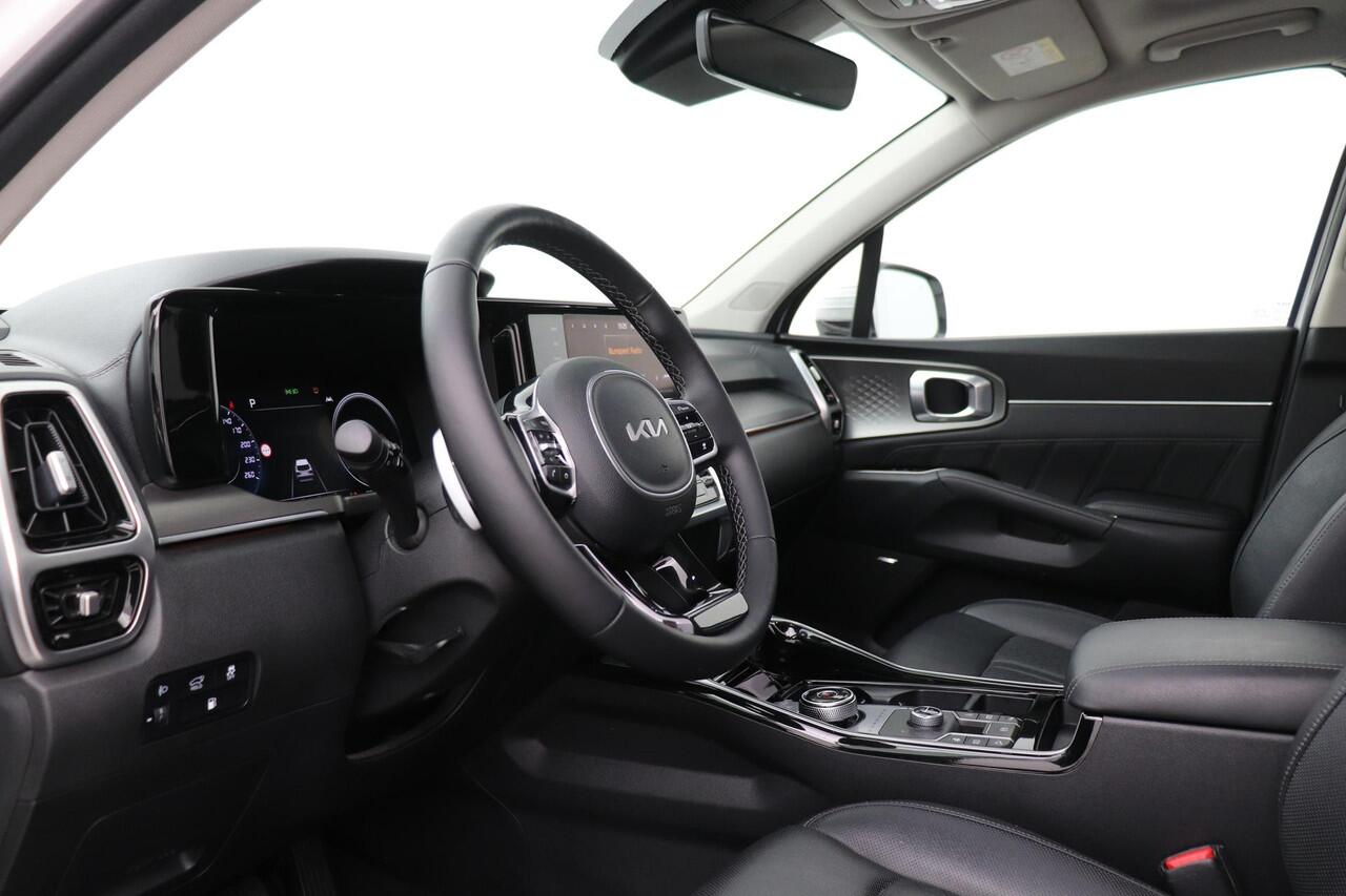 KIA SORENTO 1.6 T-GDI Plug-in Hybrid 4WD DynamicPlusLine | 7P | Panoramadak | Trekhaak | Bose Audio | Vol-Leder | ACC