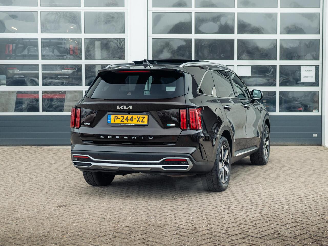 KIA SORENTO 1.6 T-GDI Plug-in Hybrid 4WD ExecutiveLine 7p. | Full options | NL auto! | Alarm klasse 3 | Afn. Trekhaak l 100% onderhouden