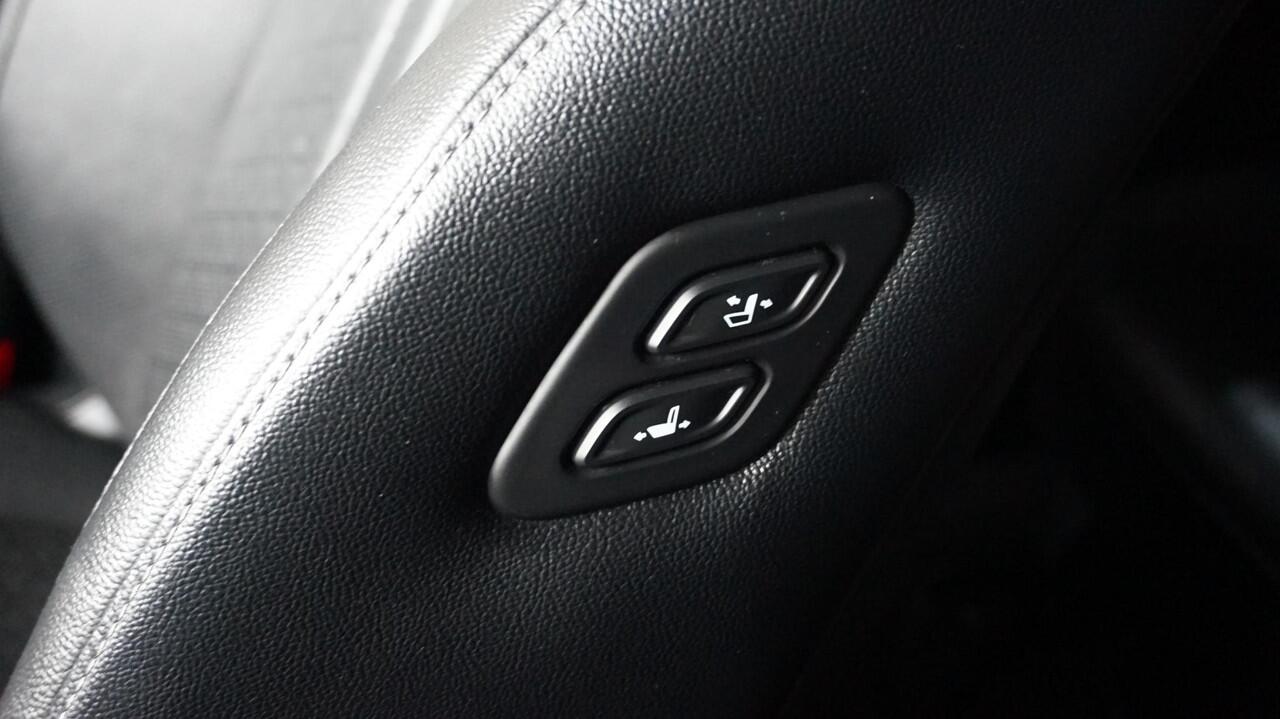 KIA SORENTO 1.6 T-GDI Plug-in Hybrid 4WD Afn.Trekhaak | Elektr. Achterklep | Elektr Stoelverstelling | Leder