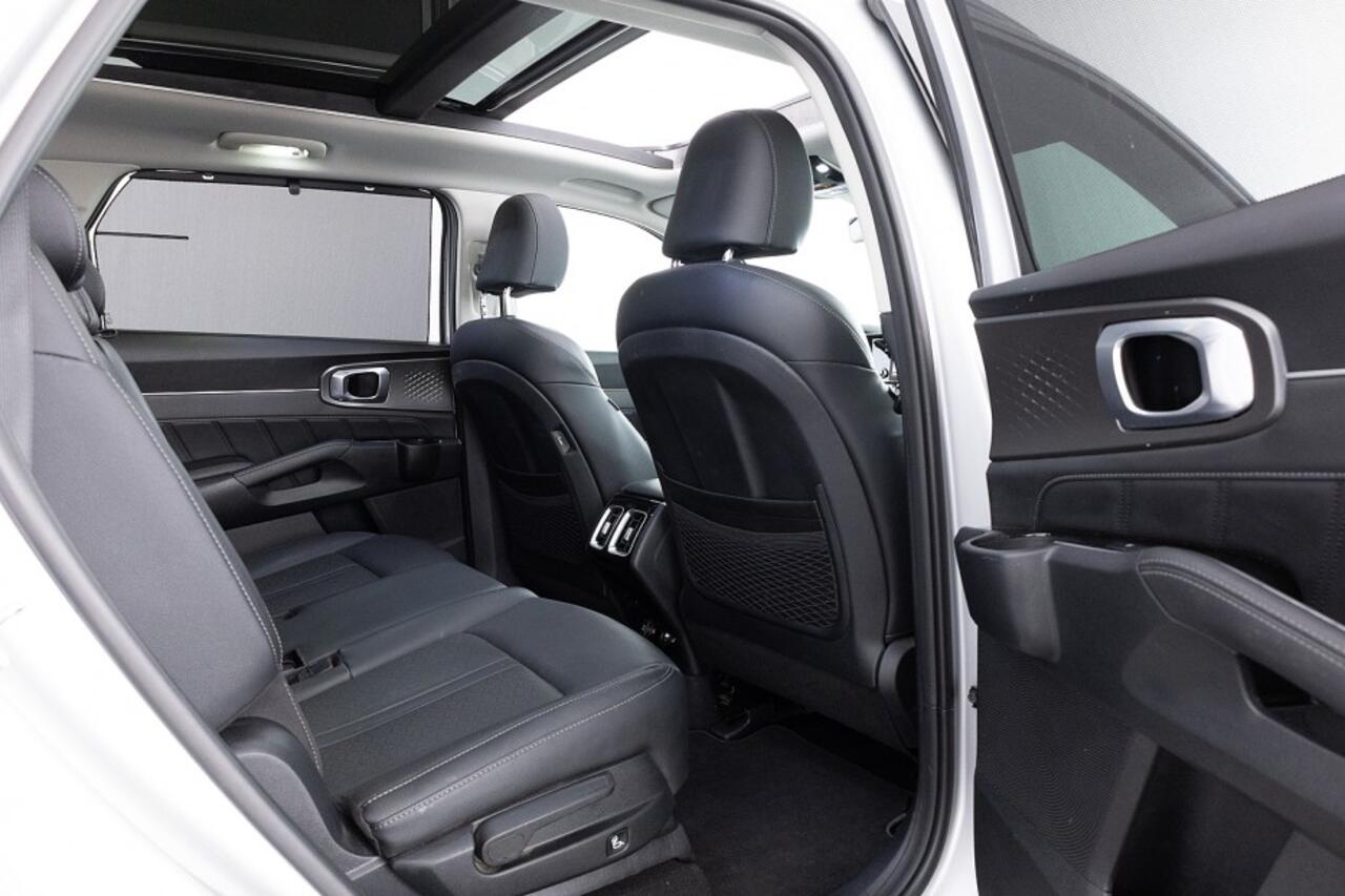KIA SORENTO 1.6 T-GDI Plug-in Hybrid 4WD Edition 7p. | PANORAMADAK | LEDER