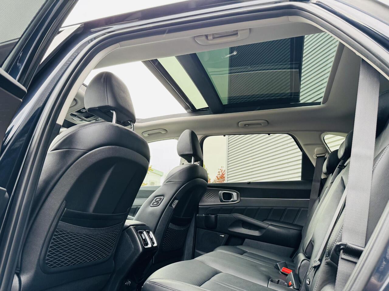 KIA SORENTO 1.6 T-GDi Plug-in Hybrid 4WD DynamicPlusLine 7p. Nw geleverd & Onderhouden | BTW auto | Bose | Panoramadak !