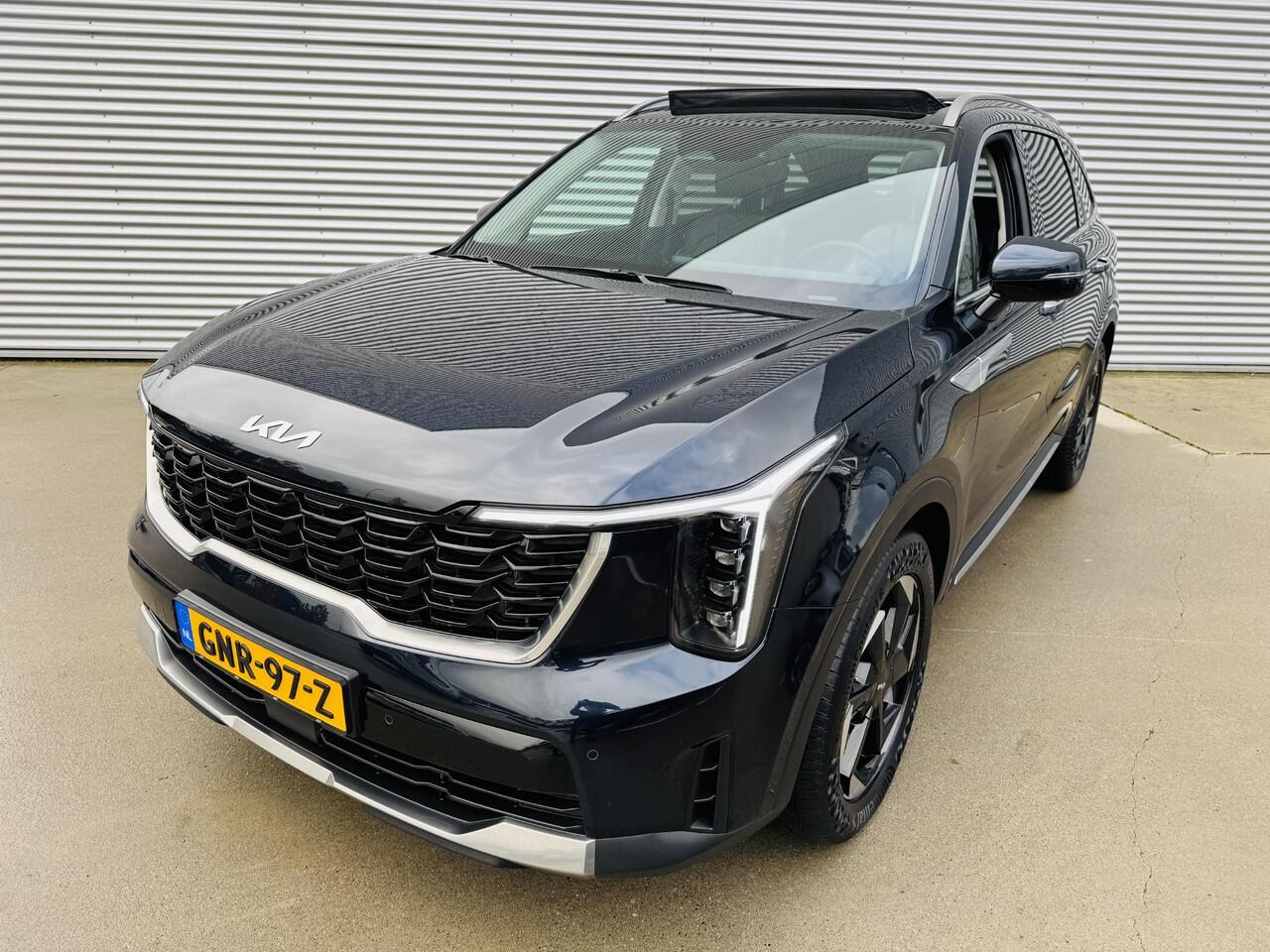KIA SORENTO 1.6 T-GDi Plug-in Hybrid 4WD DynamicPlusLine 7p. Nw geleverd & Onderhouden | BTW auto | Bose | Panoramadak !