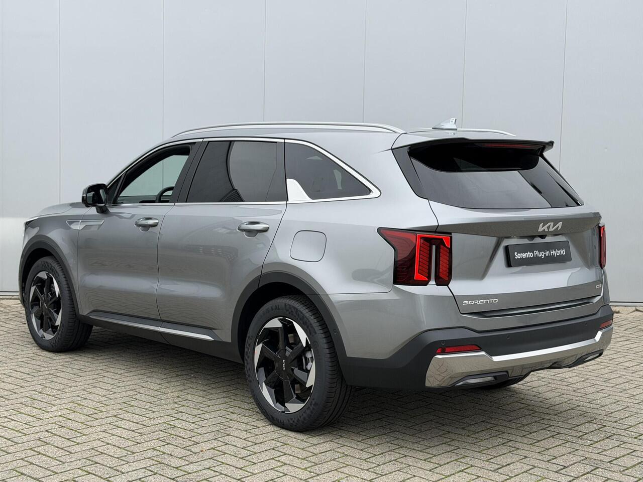KIA SORENTO 1.6 T-GDi Plug-in Hybrid 4WD ExecutiveLine 7p. Uit voorraad leverbaar | 360 Camera | Stoelventilatie | Head-up display | Keyless