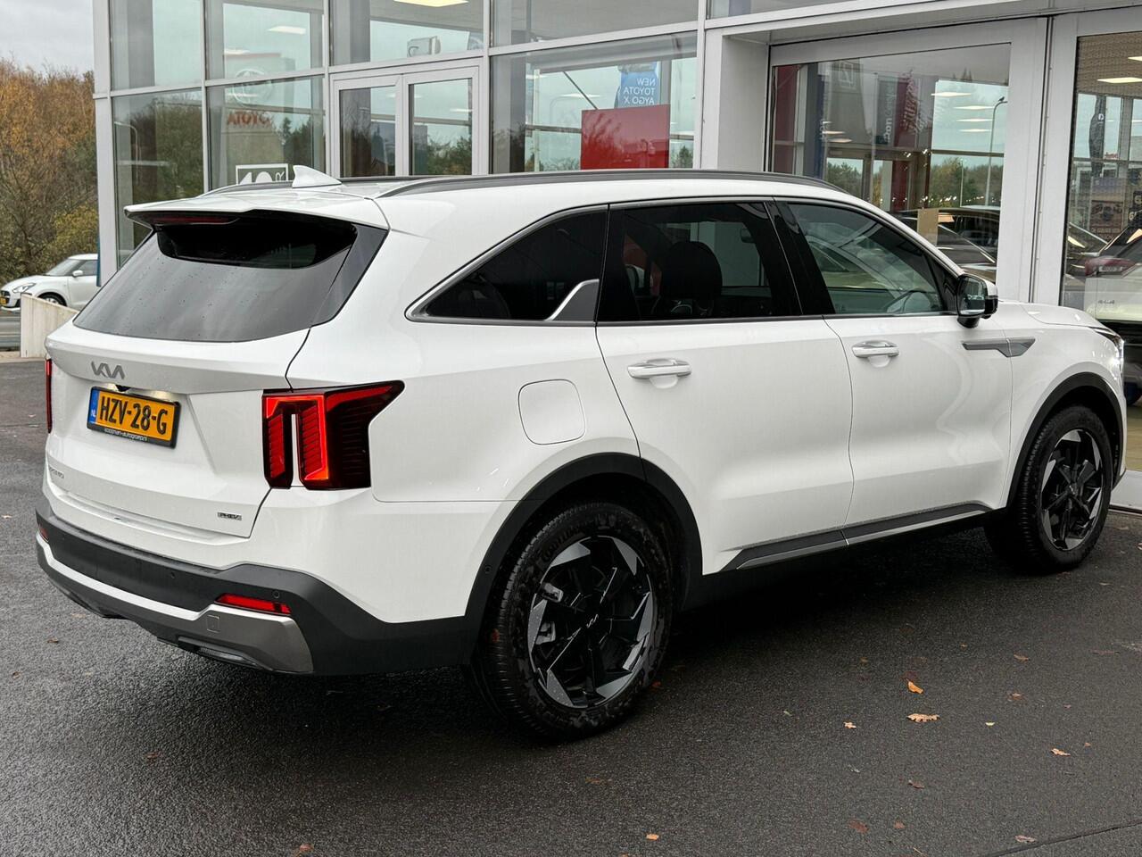 KIA SORENTO 1.6 T-GDi Plug-in Hybrid 4WD ExecutiveLine 7p. DEMO Verkoopprijs op aanvraag!