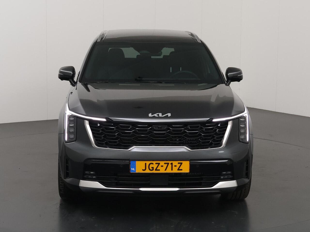 KIA SORENTO 1.6 T-GDi Plug-in Hybrid 4WD ExecutiveLine 7p. | Panoramaschuifdak | 360 Camera | Stoelventilatie | Head-up display | Keyless | Dodehoekcamera | Bose Premium Sound |
