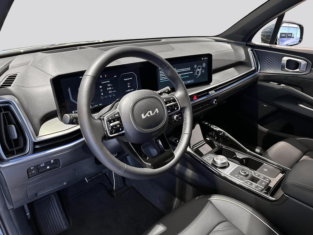 KIA SORENTO 1.6 T-GDi Plug-in Hybrid 4WD ExecutiveLine 7p. | Panoramaschuifdak | 360 Camera | Stoelventilatie | Head-up display | Keyless | Dodehoekcamera | Bose Premium Sound |