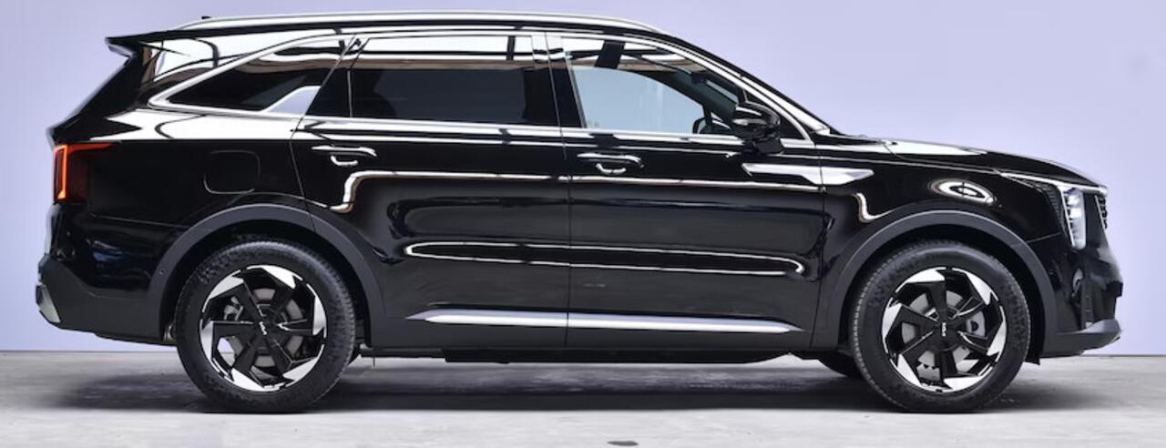 KIA SORENTO 1.6 T-GDi Plug-in Hybrid 4WD ExecutiveLine 7p. Uit voorraad Leverbaar vanaf April 2026 ! Gloednieuwe auto !