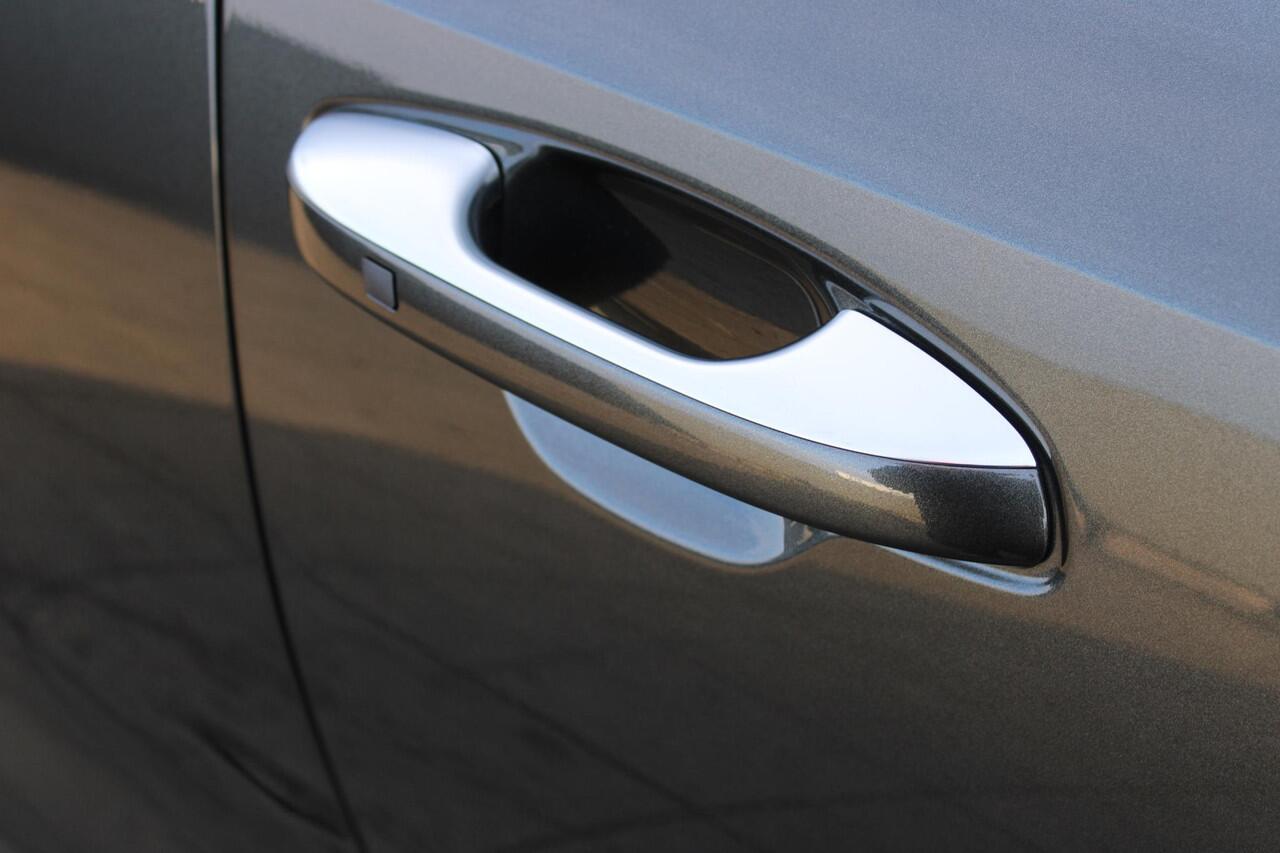 KIA SORENTO 1.6 T-GDi Plug-in Hybrid 4WD DynamicPlusLine 7p. Direct leverbaar / 7 Zitter