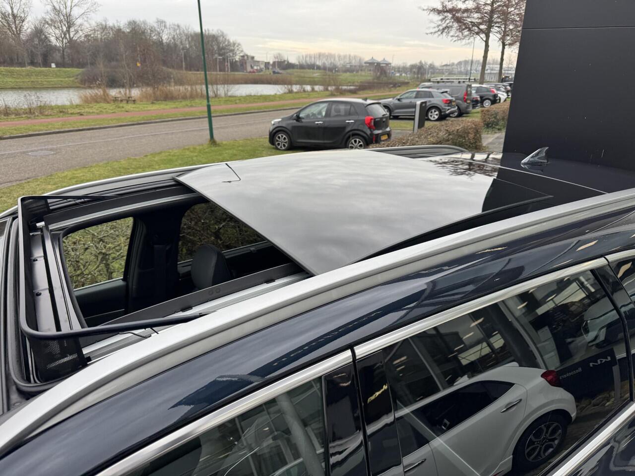 KIA SORENTO 1.6 T-GDi Plug-in Hybrid 4WD ExecutiveLine 7p. , Direct Leverbaar!, Complete Uitvoering!, Voorraadkorting!