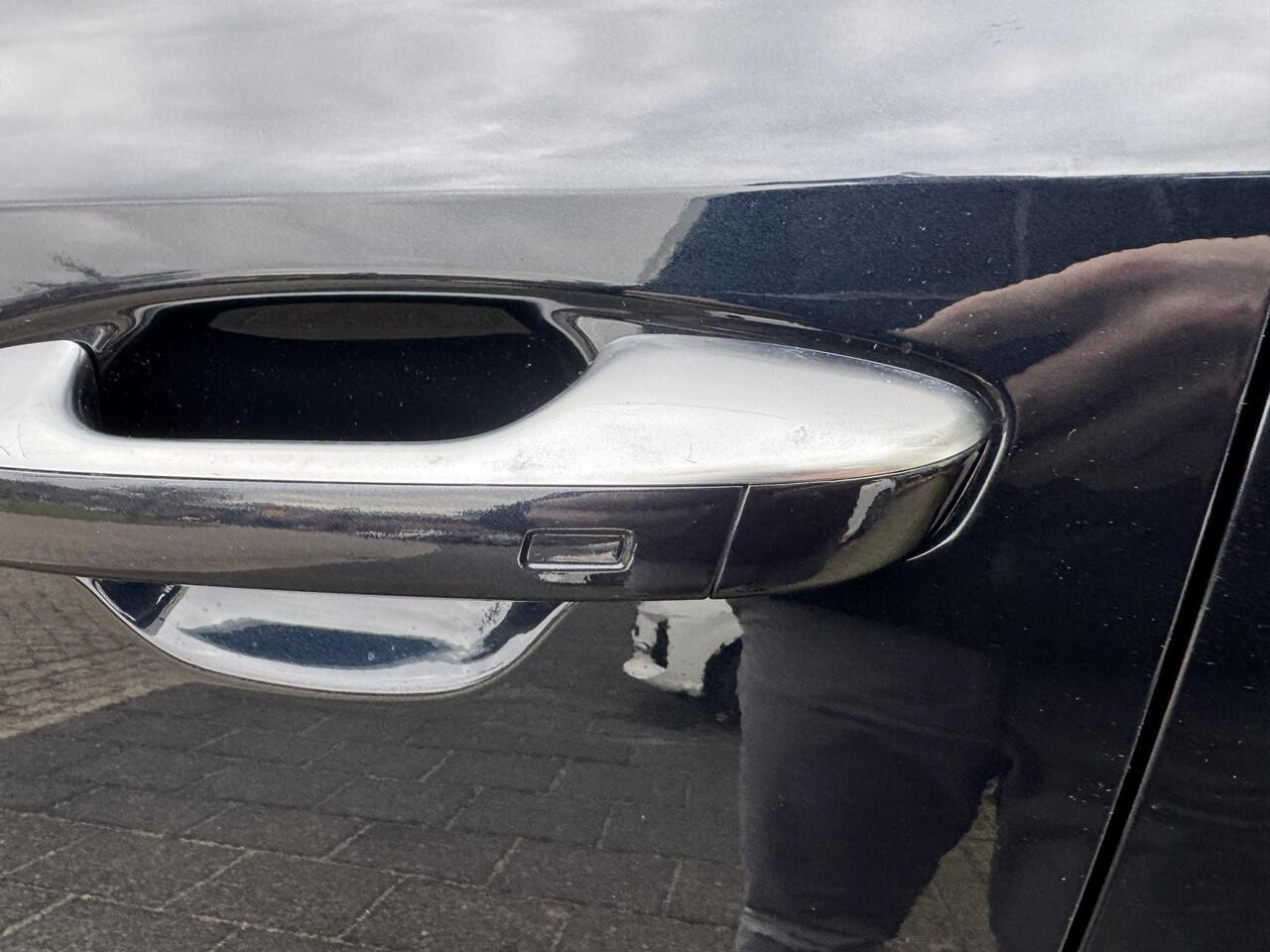 KIA SORENTO 1.6 T-GDi Plug-in Hybrid 4WD ExecutiveLine 7p. , Direct Leverbaar!, Complete Uitvoering!, Voorraadkorting!