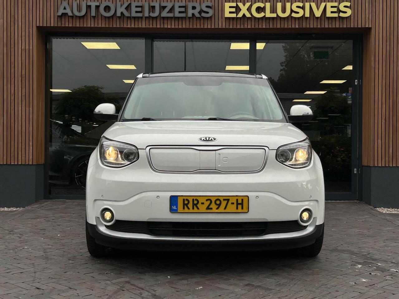 KIA SOUL EV ExecutivePlusLine 27 kWh Panoramadak Leer Cruise Stuurverw. DAB+ Stoelvent.