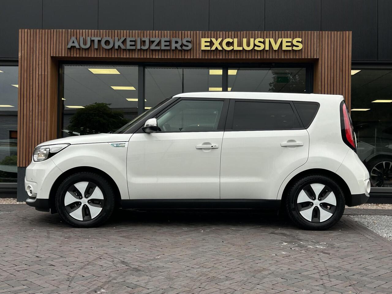 KIA SOUL EV ExecutivePlusLine 27 kWh Panoramadak Leer Cruise Stuurverw. DAB+ Stoelvent.