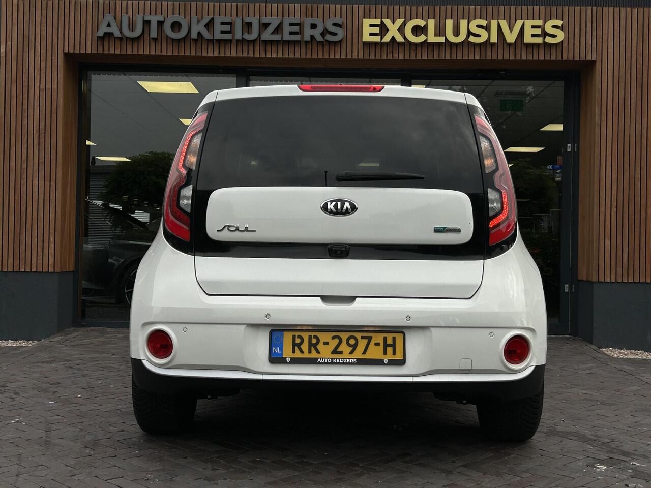 KIA SOUL EV ExecutivePlusLine 27 kWh Panoramadak Leer Cruise Stuurverw. DAB+ Stoelvent.