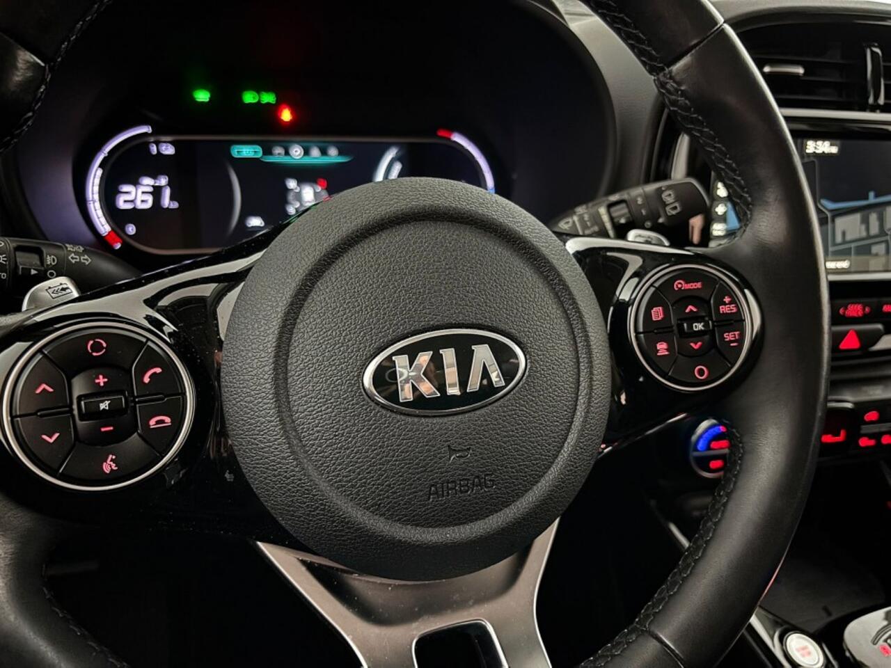 KIA SOUL e-Soul ExecutiveLine 64 kWh | LEDER ? 1e Eigenaar