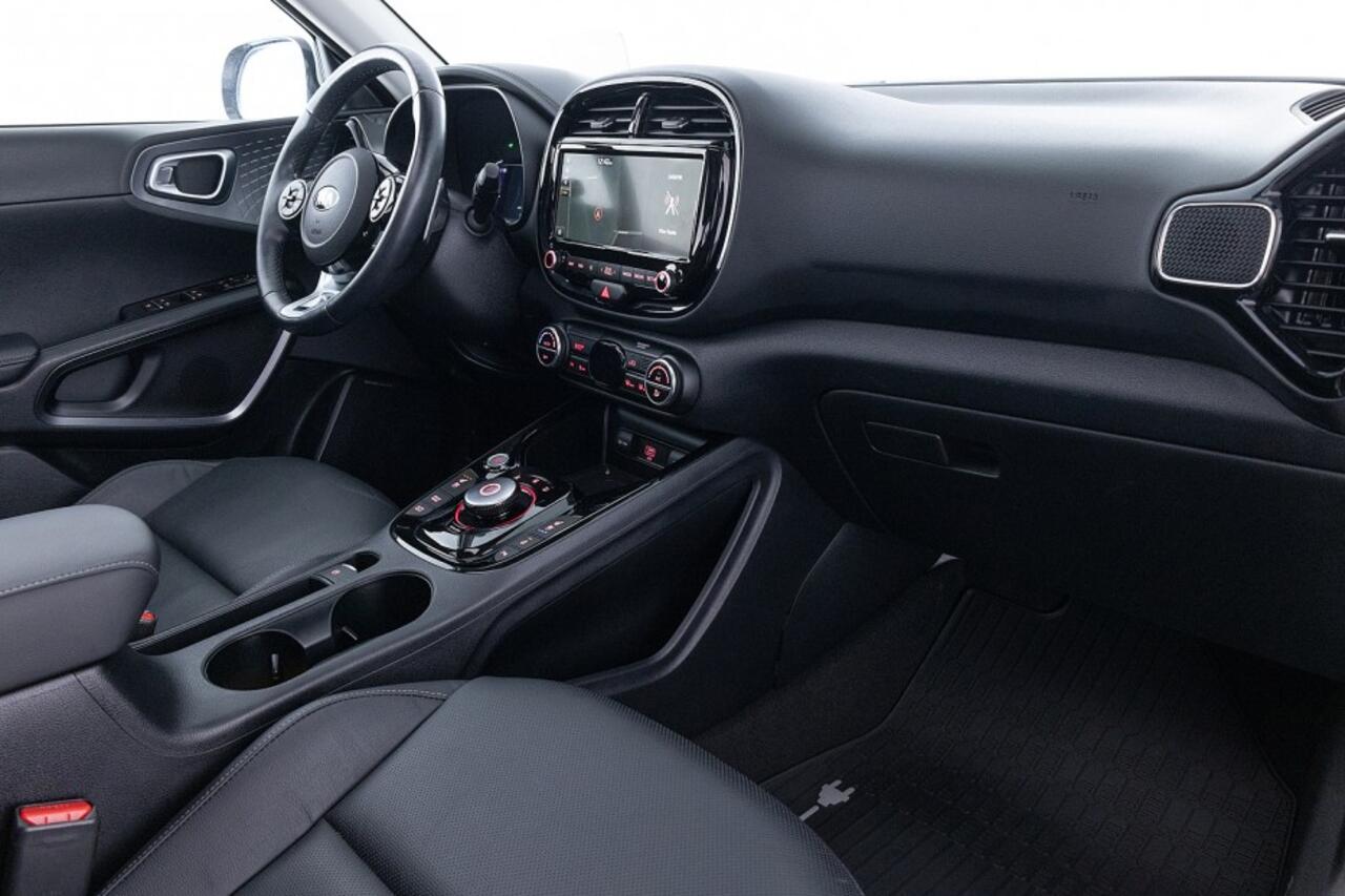 KIA SOUL e-Soul ExecutiveLine 64 kWh | SCHUIFDAK | SOH 97.3% | LEDER | Full LED | CARPLAY