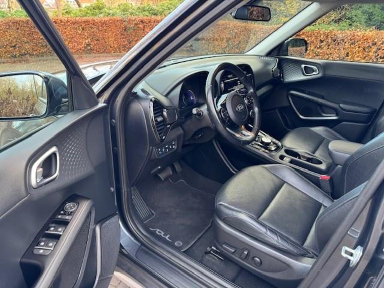 KIA SOUL E-SOUL EXECUTIVELINE 64KWH 3 FASE SOH 100%/ACARPLAY/LEER/CAM/LED