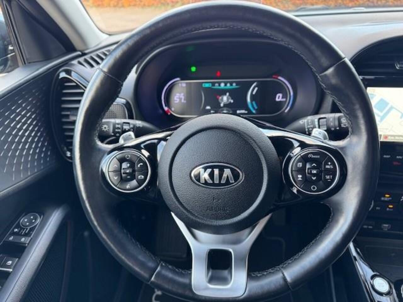 KIA SOUL E-SOUL EXECUTIVELINE 64KWH 3 FASE SOH 100%/ACARPLAY/LEER/CAM/LED