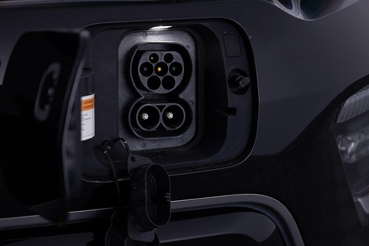 KIA SOUL e-Soul ExecutiveLine 64 kWh | SOH 100% | NAVI | LEDER | Stoelventilatie