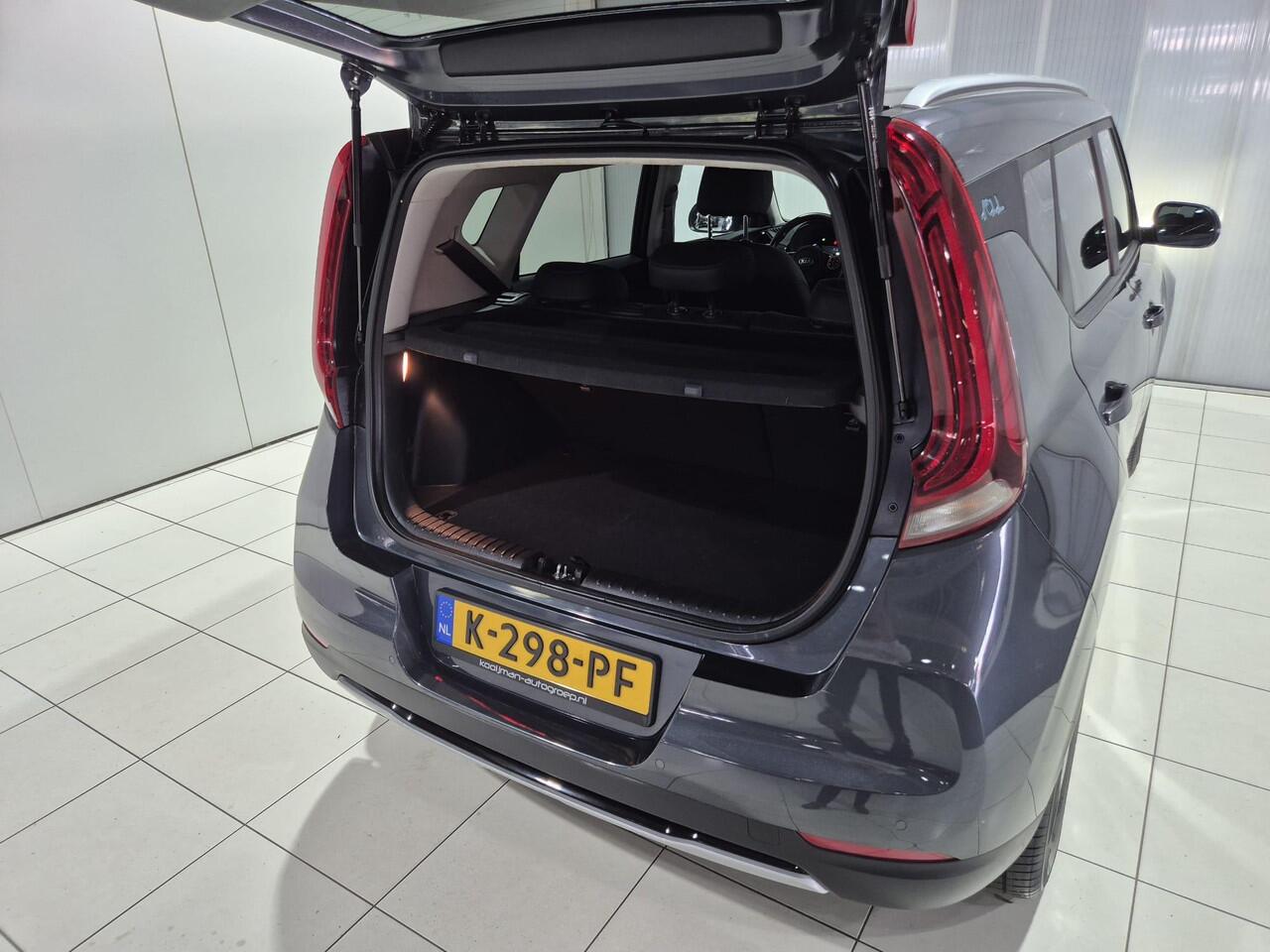 KIA SOUL e-Soul DynamicPlusLine 64 kWh ,Apple Carplay/Android Auto, achteruitrijcamera, Navigatie.