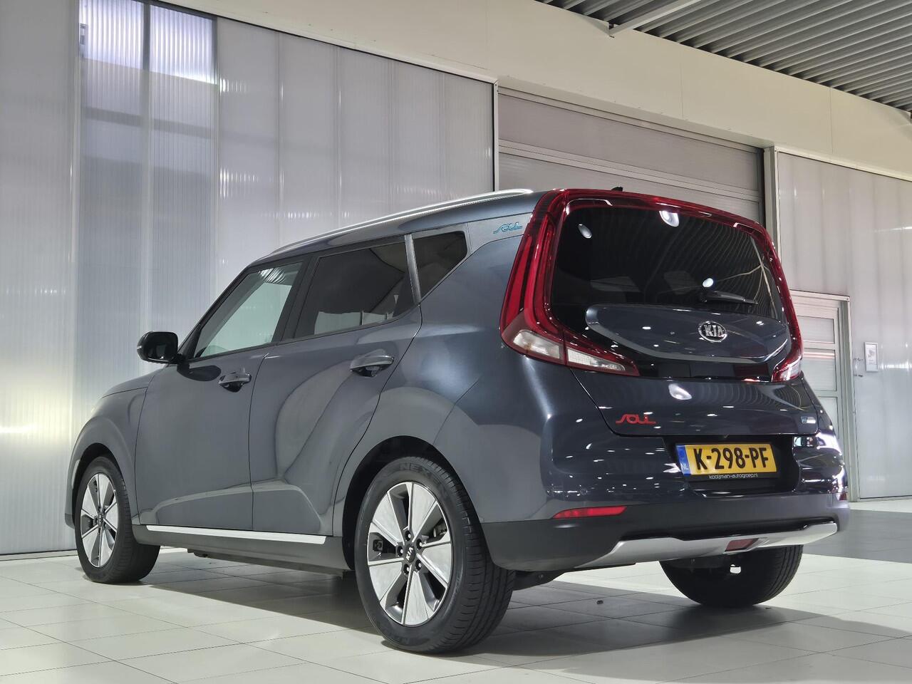 KIA SOUL e-Soul DynamicPlusLine 64 kWh ,Apple Carplay/Android Auto, achteruitrijcamera, Navigatie.