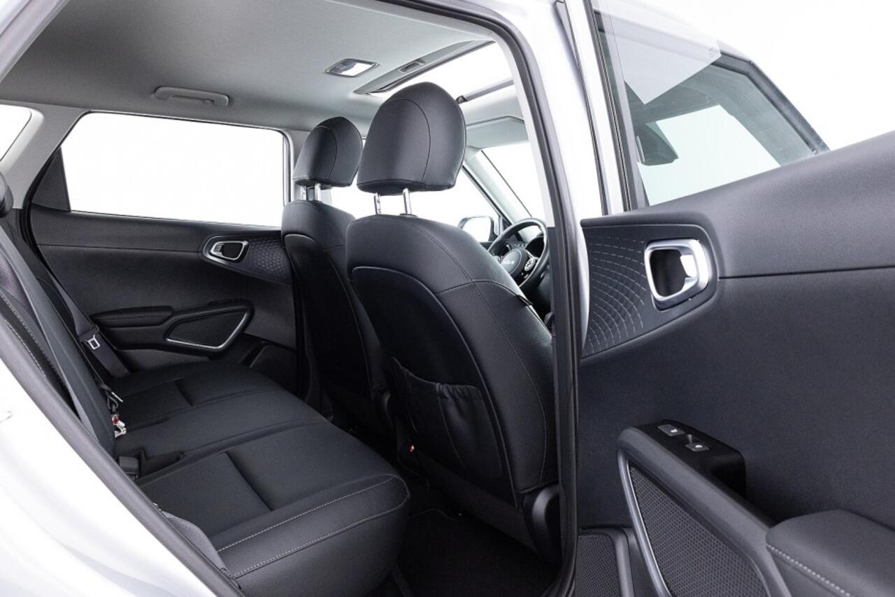 KIA SOUL e-Soul ExecutiveLine 64 kWh | SCHUIFDAK | LEDER | LED