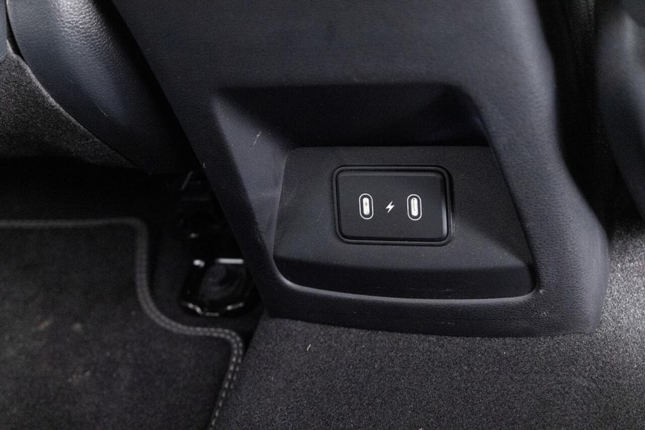 KIA SOUL e-Soul DynamicLine 64 kWh | SOH = 98,6% | NAVI | ECC | VELGEN | Stoelverwarming