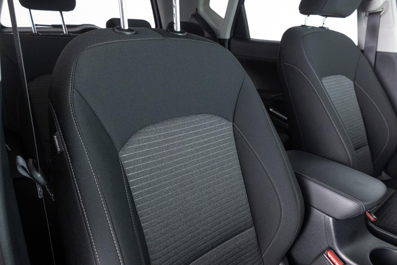 KIA SOUL e-Soul DynamicLine 64 kWh | SOH = 98,6% | NAVI | ECC | VELGEN | Stoelverwarming