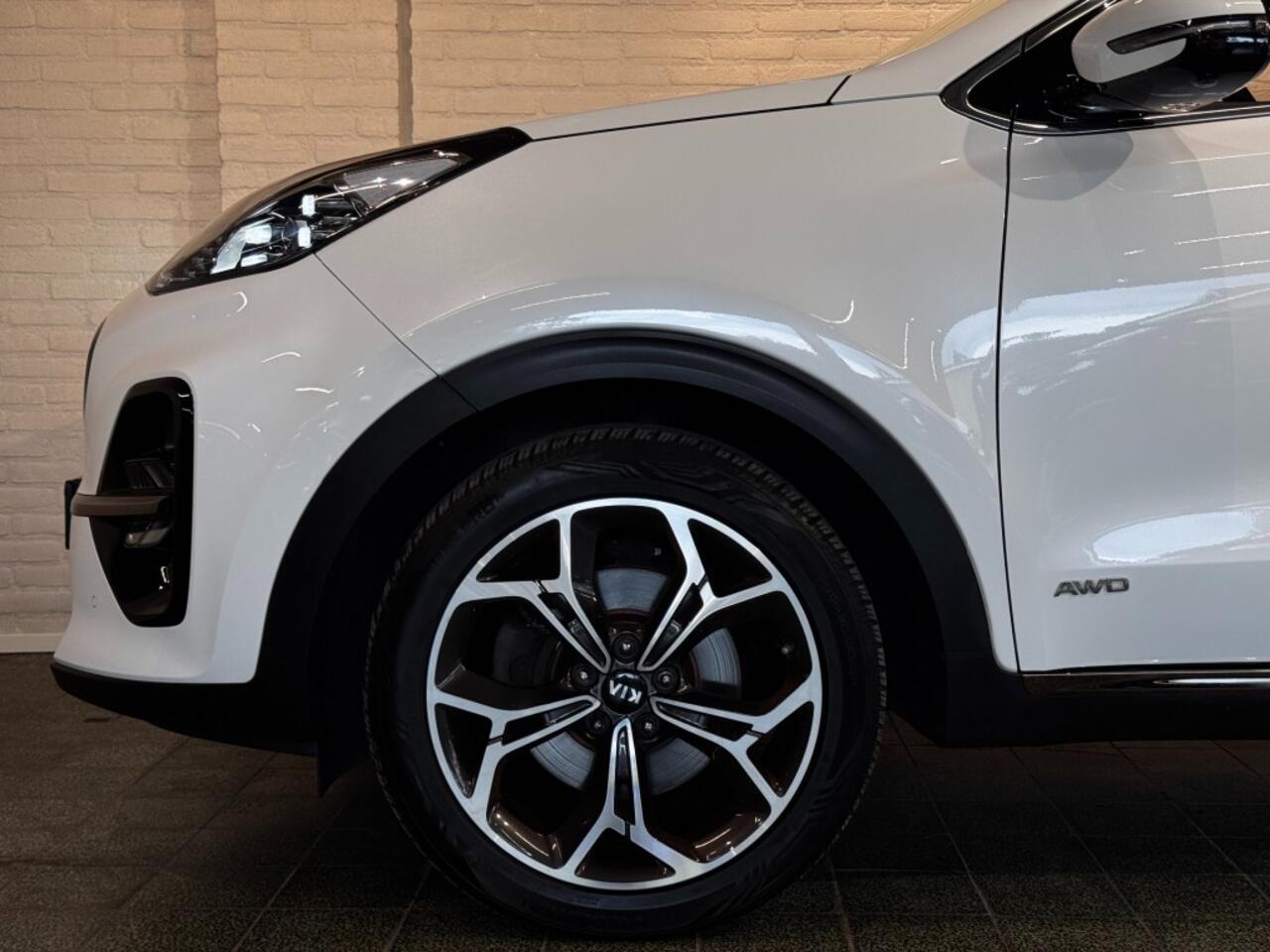 KIA SPORTAGE 1.6 T-GDI 4WD GT-Line 177pk Leder Trekhaak 360 Camera