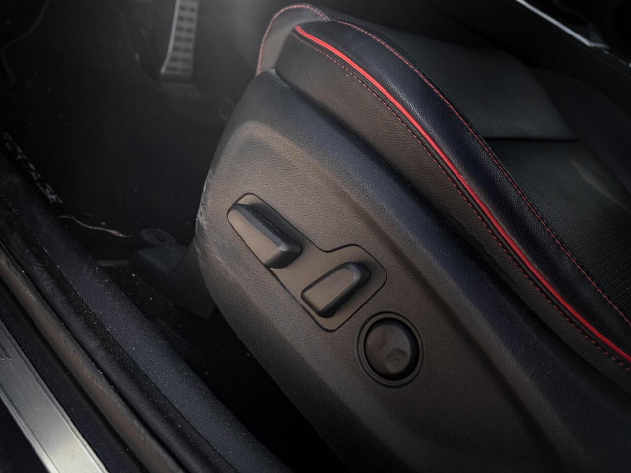 KIA SPORTAGE 1.6 T-GDI 4WD GT-Line PlusLine l Stoel verwarming en ventilatie l 360 camera l lederen bekleding l 1600 KG trekgewicht