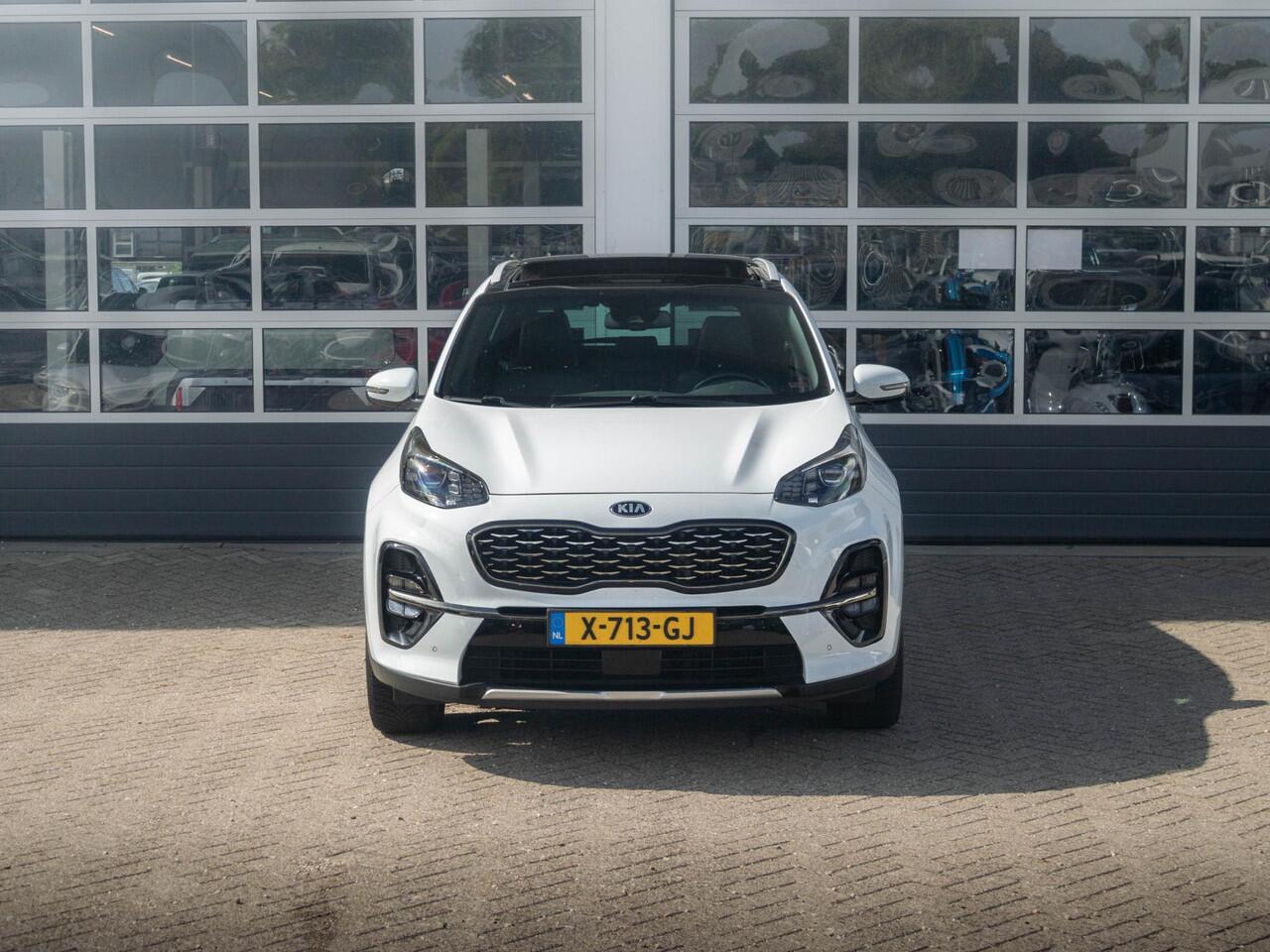KIA SPORTAGE 1.6 T-GDI 4WD GT-Line PlusLine l Stoel verwarming en ventilatie l 360 camera l lederen bekleding l 1600 KG trekgewicht