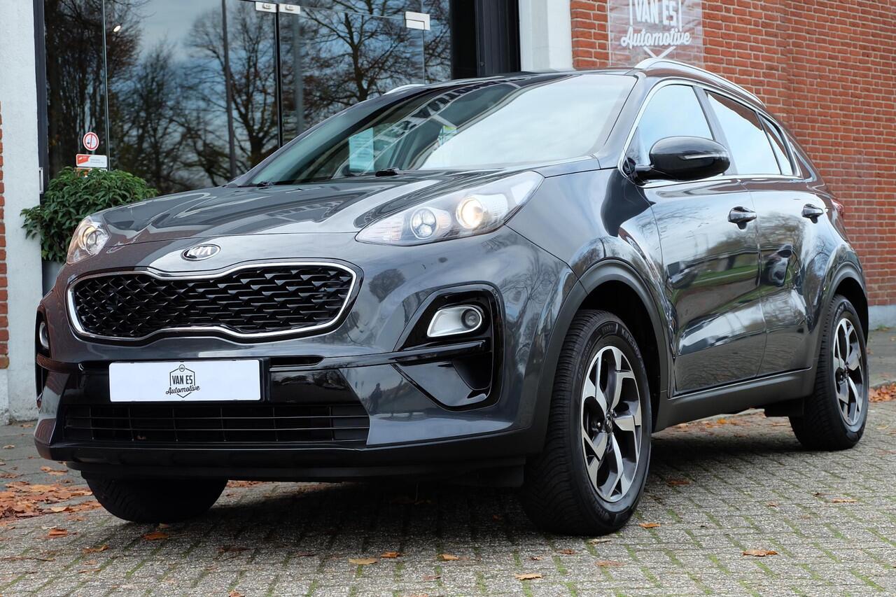 KIA SPORTAGE 1.6 GDI ComfortLine / Trekhaak / Camera / Apple CarPlay / 17"