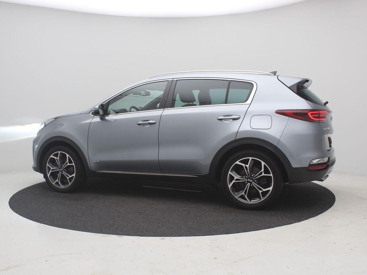 KIA SPORTAGE 1.6 T-GDI 4WD GT-Line Edition PlusLine / 100% Onderhouden / GT-Line / AWD / 360 Camera / Stoel en Stuurverwarming / Stoelverkoeling / Panoramadak / All Season banden / Adaptive Cruise Control / 1600Kg Trekgewicht /