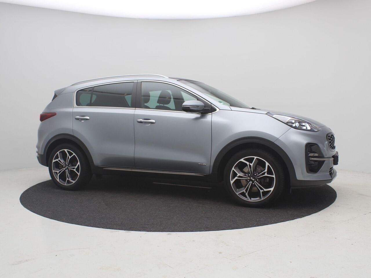 KIA SPORTAGE 1.6 T-GDI 4WD GT-Line Edition PlusLine / 100% Onderhouden / GT-Line / AWD / 360 Camera / Stoel en Stuurverwarming / Stoelverkoeling / Panoramadak / All Season banden / Adaptive Cruise Control / 1600Kg Trekgewicht /