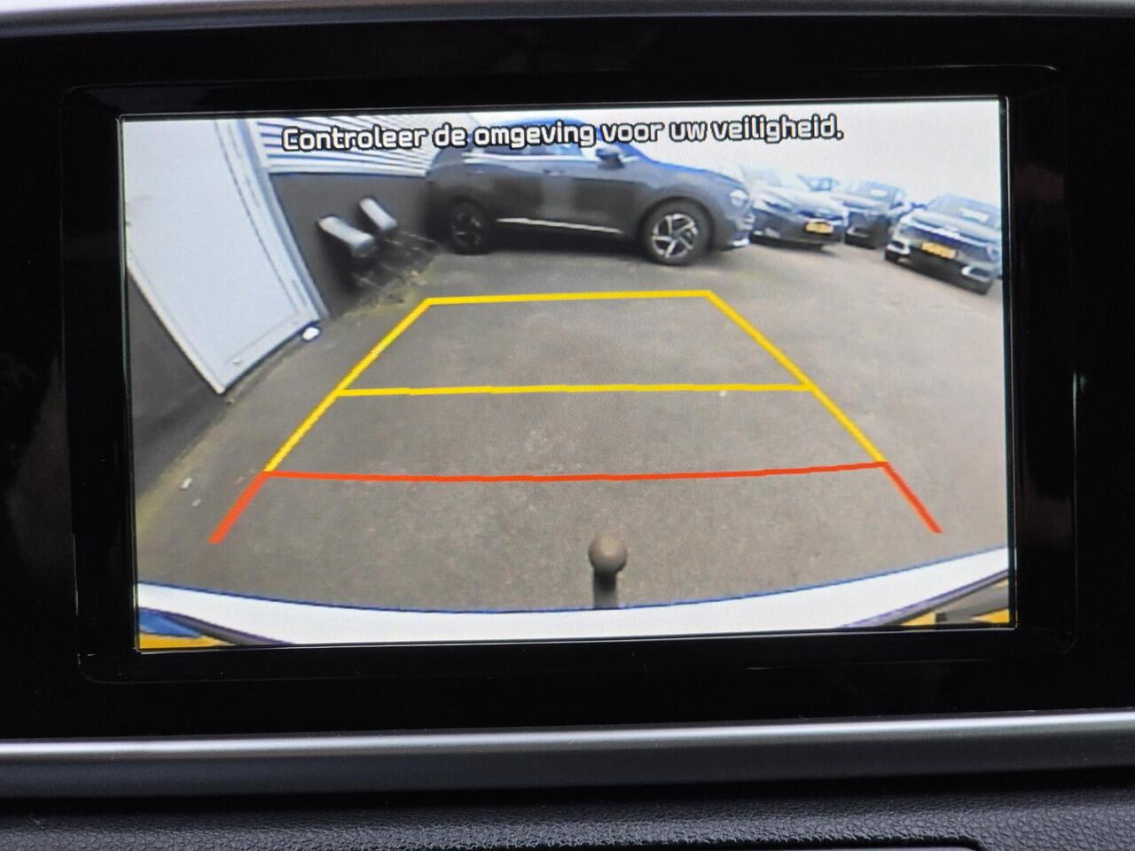 KIA SPORTAGE 1.6 GDI DynamicLine Trekhaak, Nieuw geleverd en dealeronderhouden, cruise control, navigatie Apple Carplay/Android Auto, parkeersensoren, afdaal assistent