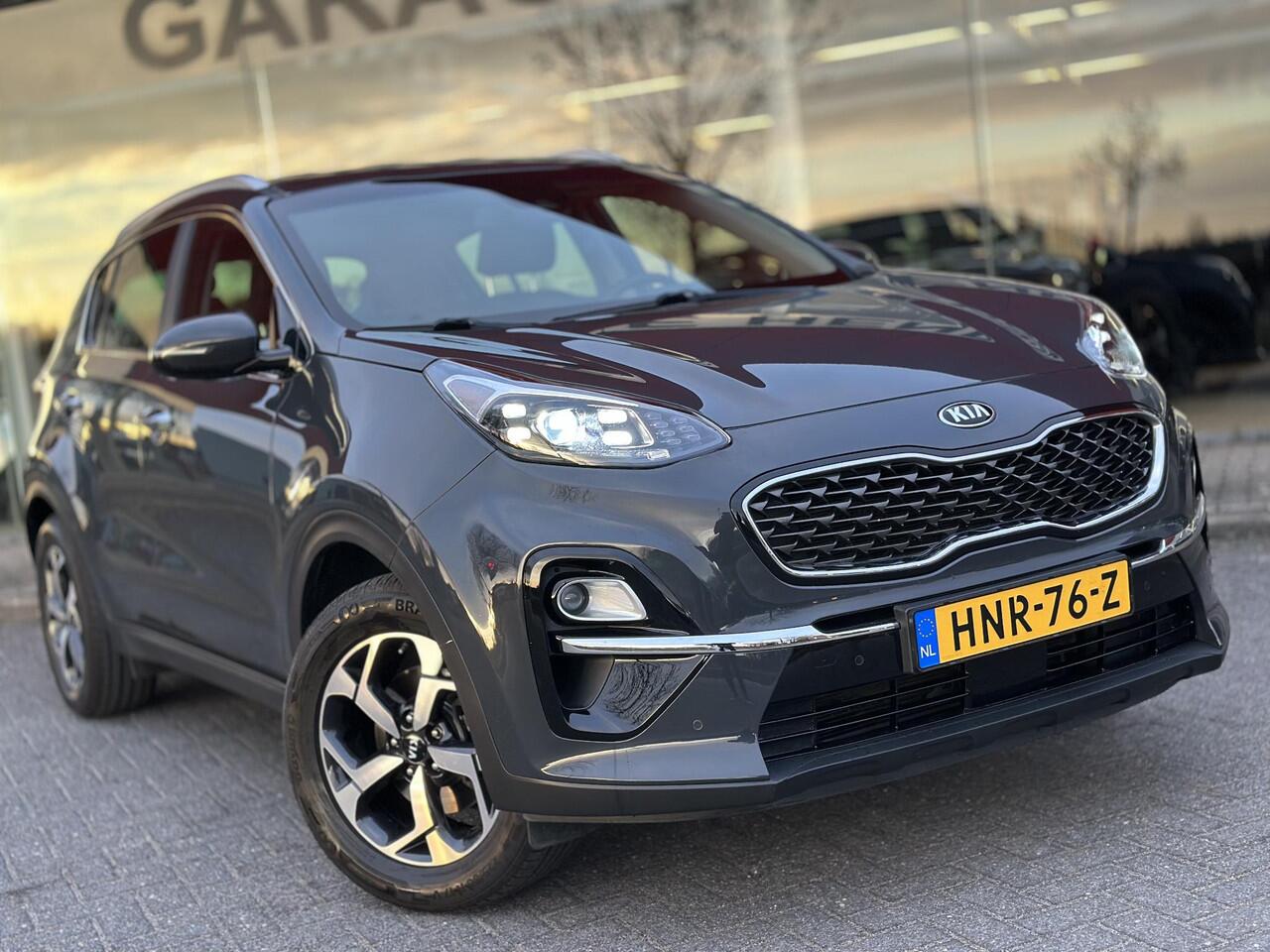 KIA SPORTAGE 1.6 GDI DynamicLine | Leder | Trekhaak | Stoel&Stuurverwarming | JBL-Audio | Climate | Navi |